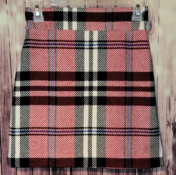 Topshop Dresses & Skirts - TopShop - Size 2 - Plaid Skirt with Zipper Up Side - GUC